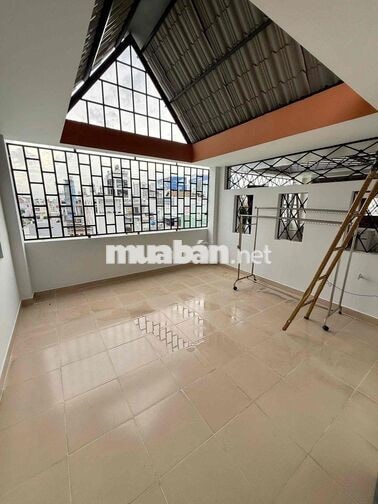 BÁN NHÀ KHU ĐỒNG BỘ AN NINH ngang 4m * dài 12m Q.TÂN PHÚ