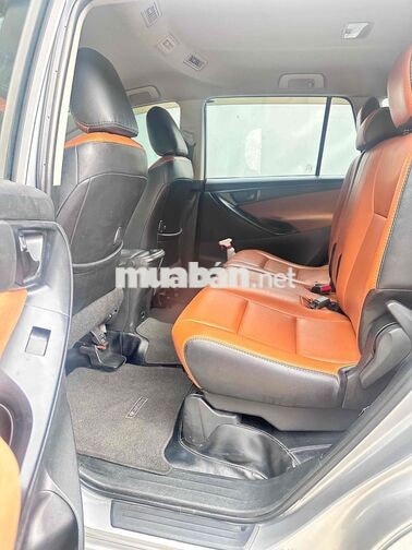 Toyota Innova G 2018 Bạc Xăng 7 chỗ
