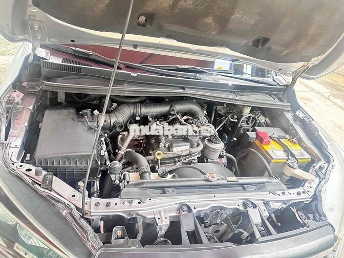 Toyota Innova G 2018 Bạc Xăng 7 chỗ
