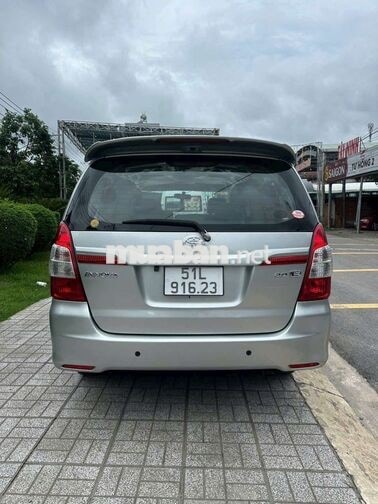 Toyota Innova 8 chỗ Số sàn Bạc