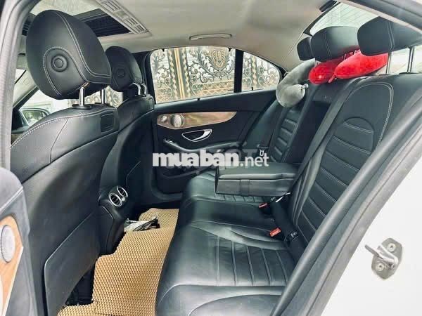 Mercedes-Benz E-Class E200 Exclusive 2023