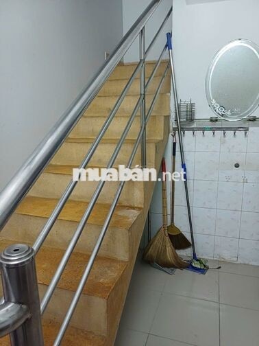 Nhà nguyên căn 1 sẹc Q11 sạch sẽ y hình hẻm thông 4m, 3 p. ngủ, 4.3x12