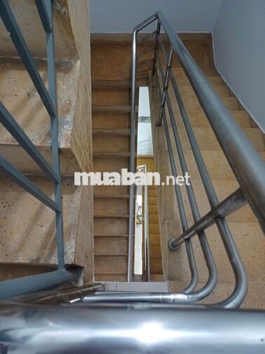 Nhà nguyên căn 1 sẹc Q11 sạch sẽ y hình hẻm thông 4m, 3 p. ngủ, 4.3x12