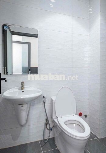 Cho thuê studio full nội thất ban công ở Hồng Bàng