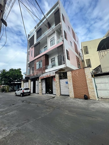 BÁN 3 CĂN NHÀ LIỀN KỀ TTTP NHA TRANG. DT 345,2M2. NGANG 15M. GIÁ 37 TỶ