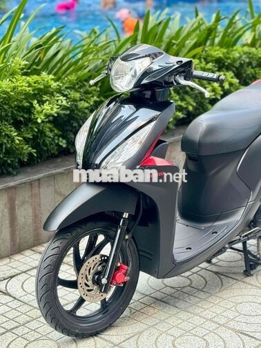 Vision 2018 bstp 9 chủ kí (nợ xấu 12đ nhận xe)
