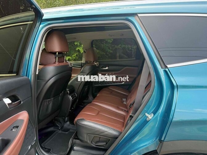 Hyundai Santafe Pre-2023- 2.5L Xanh 2022 6 vạn km