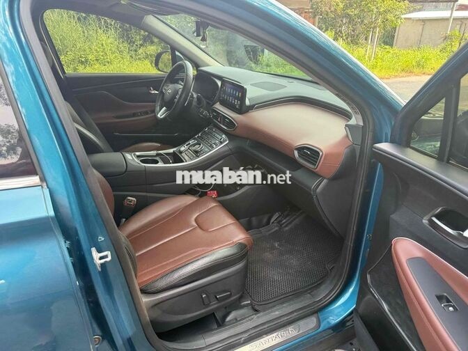 Hyundai Santafe Pre-2023- 2.5L Xanh 2022 6 vạn km