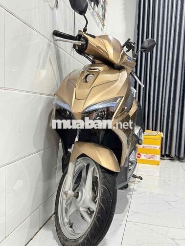 Honda Air Blade 125 Vàng đồng