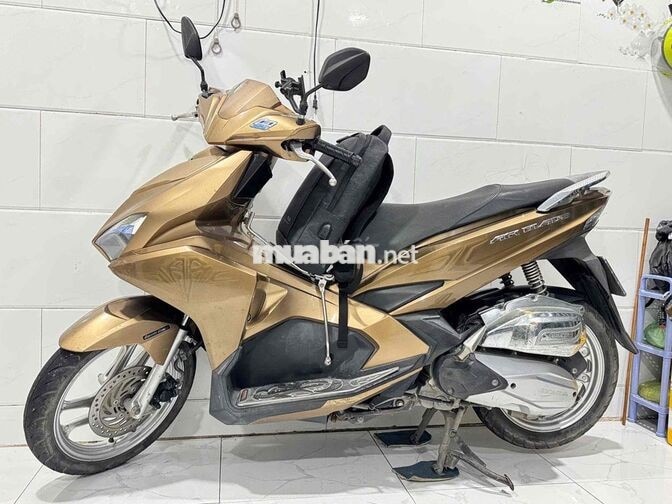 Honda Air Blade 125 Vàng đồng