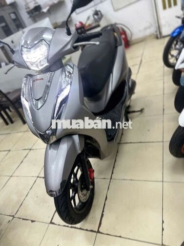 Honda Lead 125cc 2023 bs 59g3-16732