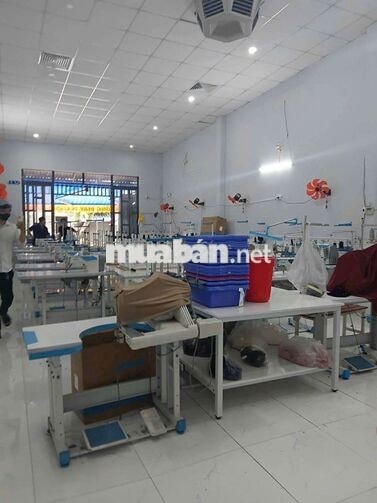 Cần cho thuê kho xưởng Tân Bình  DT 6 x25 có gác Lửng giá 17 triẻu 500