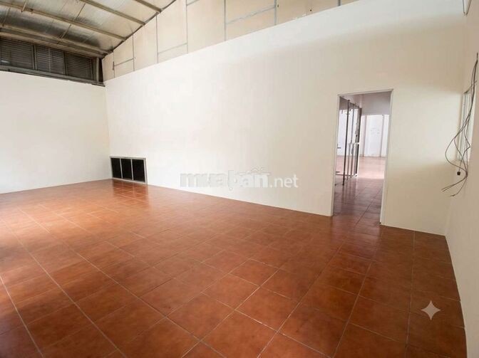👉 CHO THUÊ KHO XƯỞNG LÔ GÓC DT 400M2 ( 25❌16m) PHẠM VĂN BẠCH- GÒ VẤP.