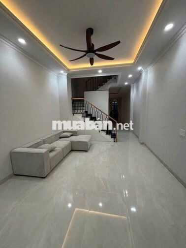 NHÀ MỚI XÂY 4PN 5WC - NỘI THẤT, GẦN ĐƯỜNG HIỆP BÌNH, VẠN PHÚC CITY
