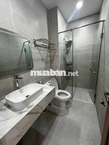 NHÀ MỚI XÂY 4PN 5WC - NỘI THẤT, GẦN ĐƯỜNG HIỆP BÌNH, VẠN PHÚC CITY