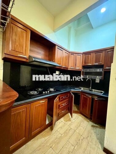 Cho Thuê Biệt Thự DT 8x16 1Trệt 1Lầu 4Pn 3Wc Sân Ôtô Hẻm Xe Tải