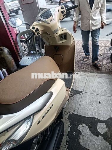 Honda Lead 2014 Vàng hột gà