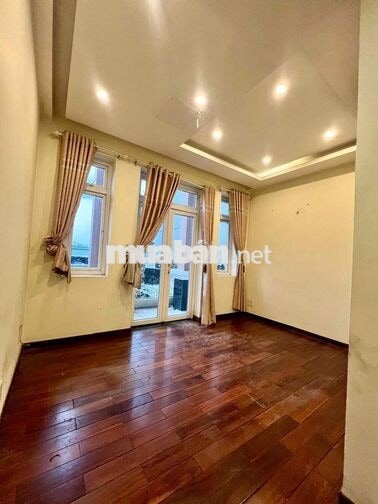 Cho Thuê Biệt Thự DT 8x16 1Trệt 1Lầu 4Pn 3Wc Sân Ôtô Hẻm Xe Tải