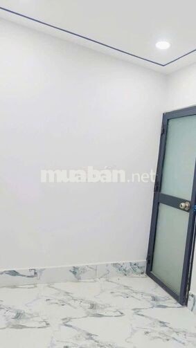 Bán nhà nhỏ mới xây hẻm thẳng xinh xinh cách Nguyễn Thị thập 15m