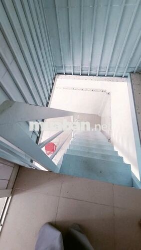 Cho thuê nhà thuận tiện kd nhỏ gần trường Cái Khế 1