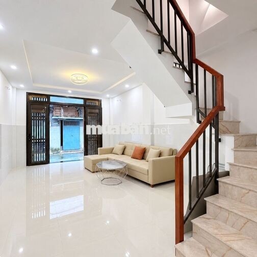 Nhà Đẹp - Ở Ngay - chủ gấp bán , nhỉnh 4 tỷ còn TL - 💥xe hơi tới nhà💥