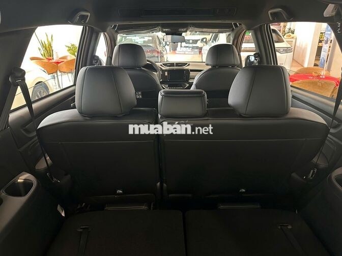 Honda BR-V L GIẢM GẦN 100 TR. LĂN BÁNH BẢN L 6xx✅