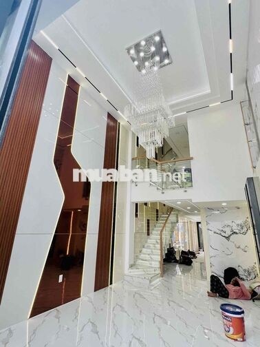 Chủ giảm sâu 1 tỷ siêu phẩm 5 Tầng, Thạnh Lộc 14 sát đường Vườn Lài,