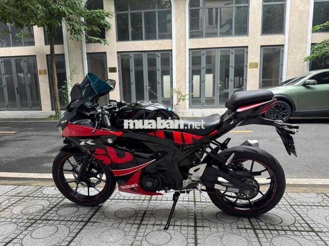Suzuki GSX R150 2018 biển số thành phố