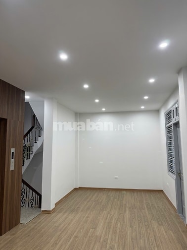 Bán nhà 16,5 tỷ tại sn: 8 ngõ 168/97 Kim Giang. Định Công. Hà Nôi