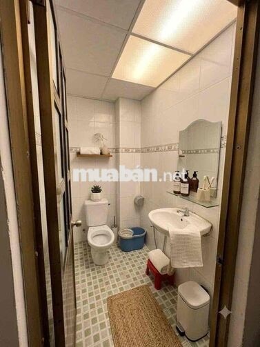 CHO THUÊ NHÀ NGUYÊN CĂN TRỆT LỬNG - HẺM XE TẢI - Ở KINH DOANH