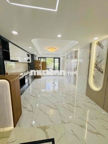 Chủ giảm sâu 1 tỷ siêu phẩm 5 Tầng, Thạnh Lộc 14 sát đường Vườn Lài,