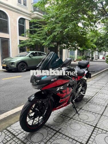 Suzuki GSX R150 2018 biển số thành phố