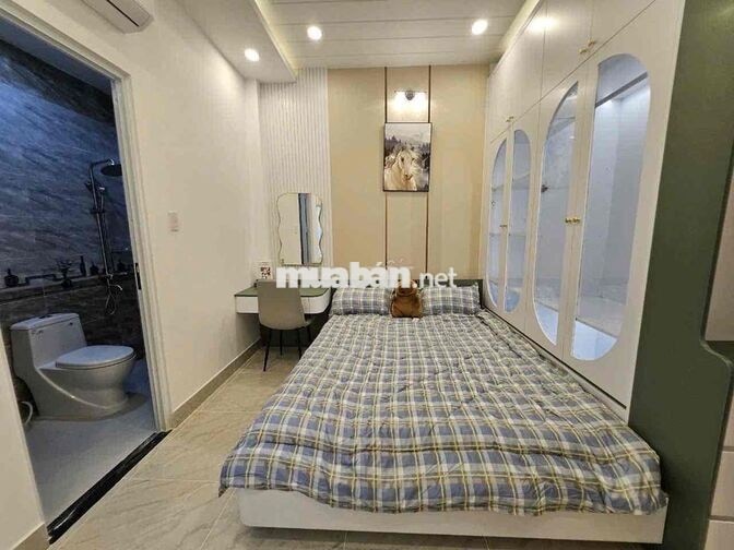 Nhà Phố Xe Tải 1/ 8M Phạm Văn Chiêu 4PN 5WC Nội Thất Đầy Đủ 18tr