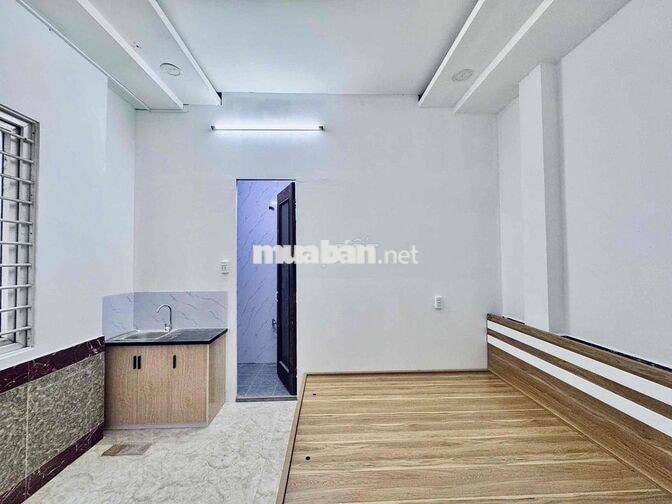 PHÒNG STUDIO NGAY TRỆT CỬA SỔ THOÁNG SẴN NỘI THẤT