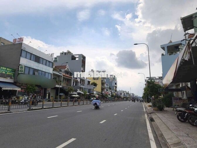 -CHO THUÊ BIỆT THỰ MI Ni MẶT TIỀN KẾ AEON TÂN PHÚ