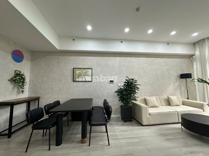 Duplex 4PN 3WC Lumière Boulevard  Vinhomes Grand Park 45 triệu/tháng