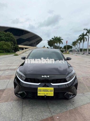 Kia K3 MT 2022 35000km Đen Số sàn