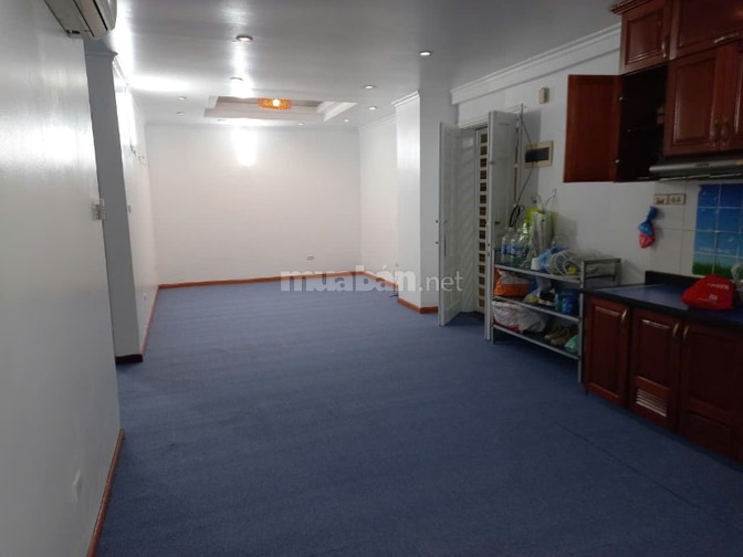 Cho thuê căn hộ 1601 có 2PN, 2WC, 81m2 tại Tòa nhà CT13B Nam Thăng Lon