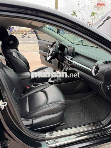 Kia K3 MT 2022 35000km Đen Số sàn