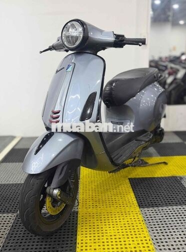 Piaggio Vespa Primavera 2015 đẹp, máy êm biển SG