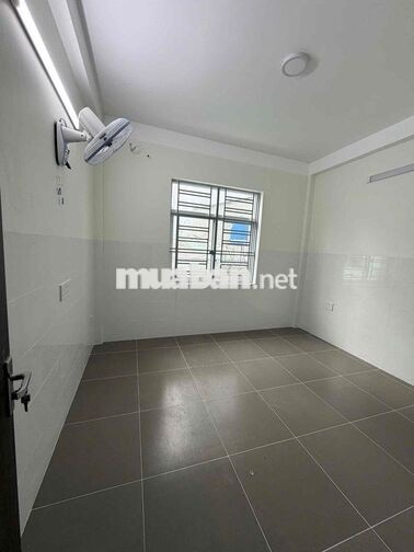 Nhà Mới Xây Tân Hương.Tân Phú.DT: 4 X 10 3lầu 4PN 3WC
