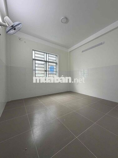 Nhà Mới Xây Tân Hương.Tân Phú.DT: 4 X 10 3lầu 4PN 3WC