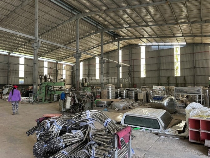 Nhà xưởng cần bán Đức Hòa , Long An , DT: 5,200m2