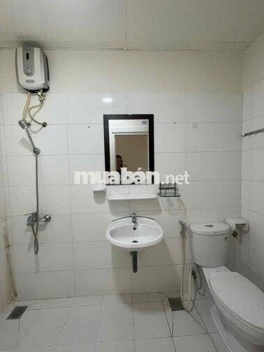 Căn 2PN có nội thất giá tốt, CC Topaz City, Quận 8