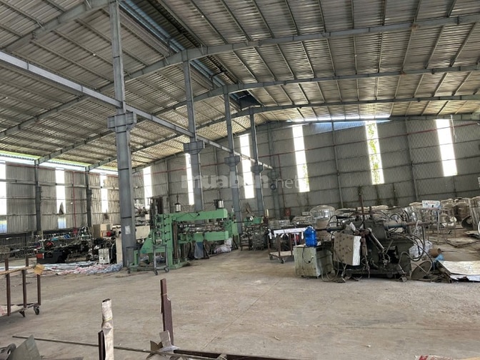 Nhà xưởng cần bán Đức Hòa , Long An , DT: 5,200m2