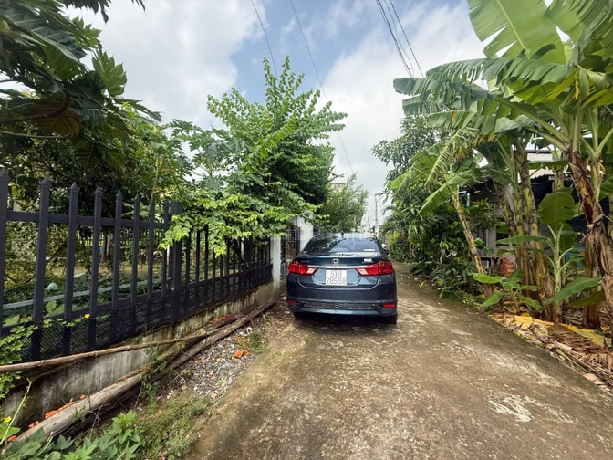 Chính chủ bán nhà vườn Tân Trụ, Long An - 2 phòng ngủ - 283 m2