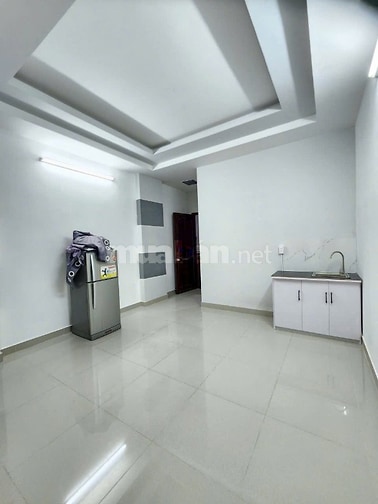Cho thuê Nhà NC mới 7PN 7WC 1T3L 1 nhà xe 1 sân ở Gò Vấp