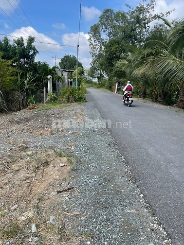 Bán đất MT đường 30/4 Bến Lức Long An 