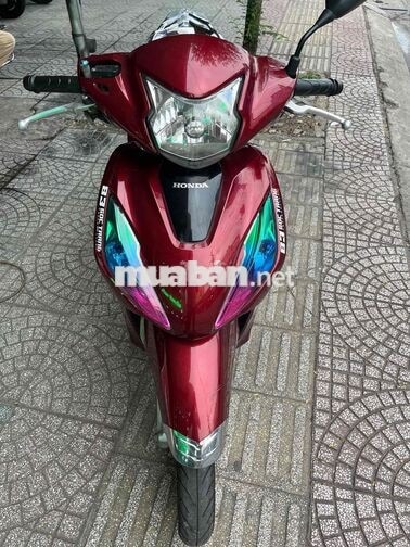 Honda Vision 2022 biển số 93 smk xe đẹp máy zin êm