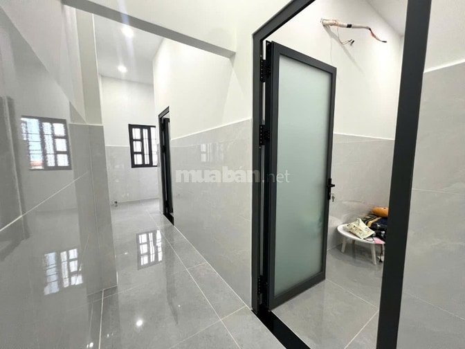 Thuê nguyên sàn lầu 1 - Tân thới nhất (quận 12)